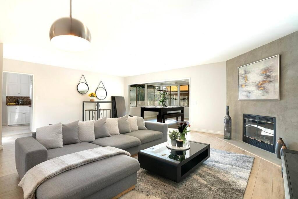 Large Home With Pool + Jacuzzi Los Angeles Esterno foto